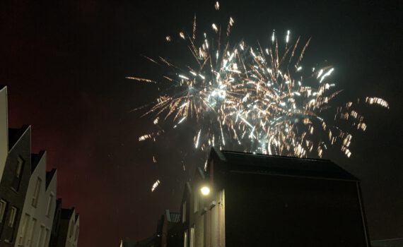 Vuurwerk boven Goese Diep